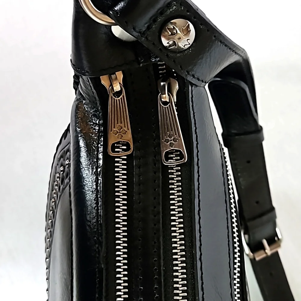 Patricia Nash vintage distressed leather Camila hobo shoulder bag.